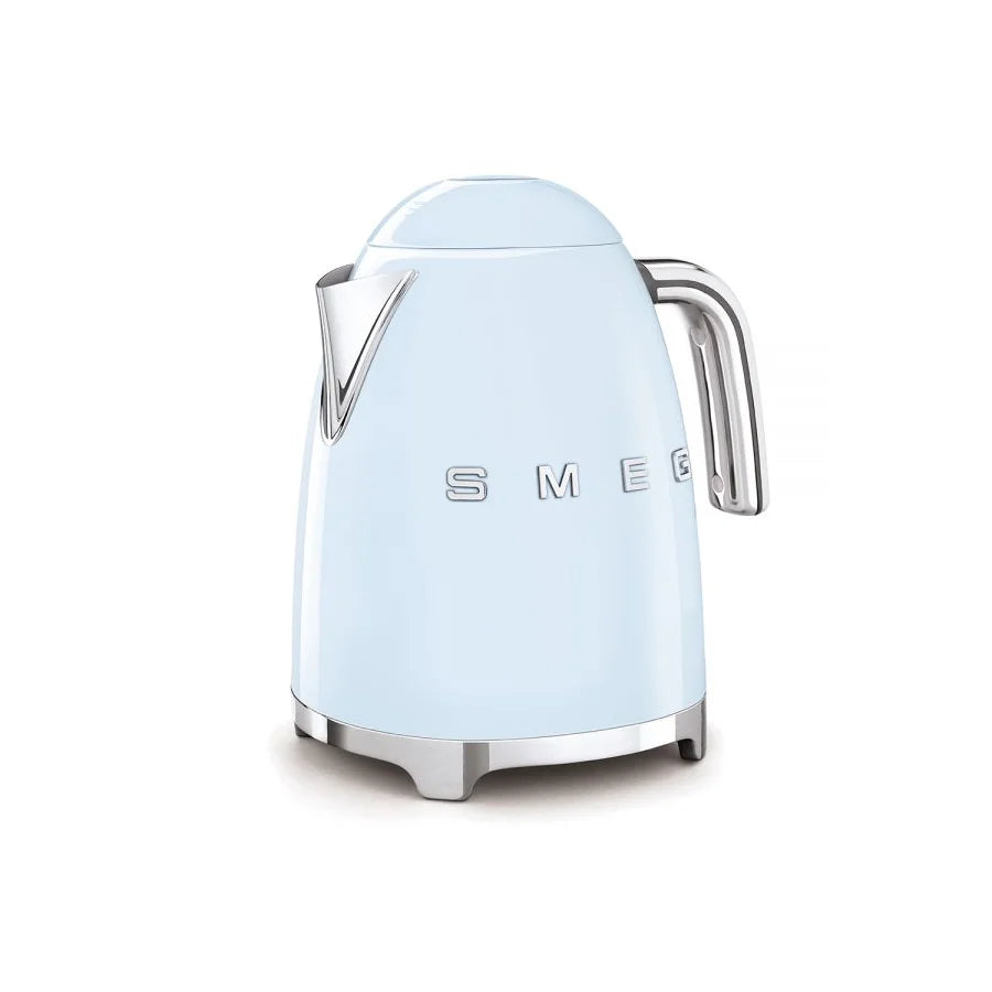 Kettle in pastel blue