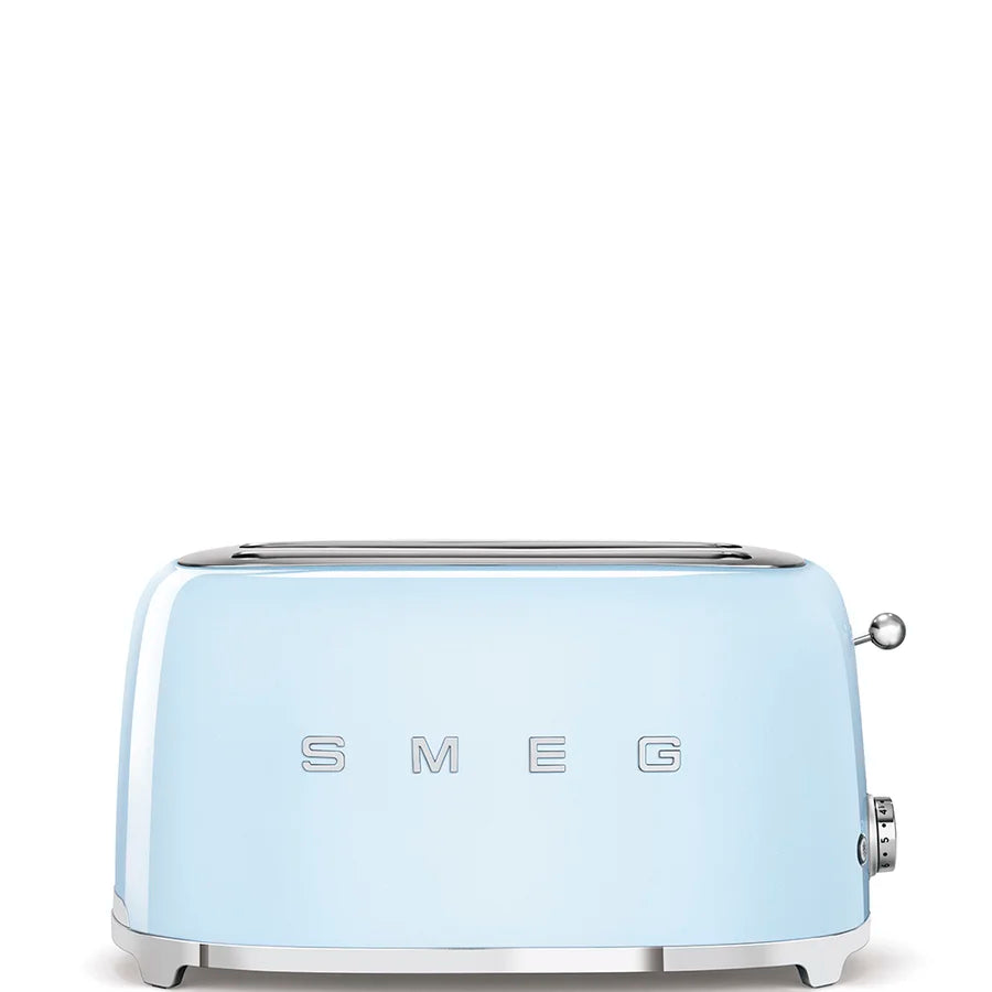 Four-slice toaster in pastel blue